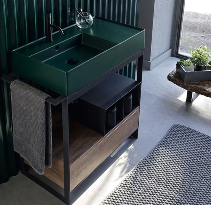 Mobile bagno con Ripiani in metallo e cassetto in legno della collezione Solid di Scarabeo