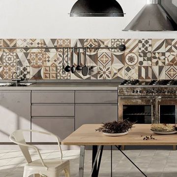 Gres porcellanato decorato della collezione epoque di Armonie